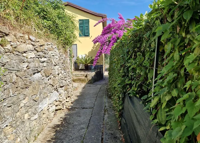 Giardino Panoramico Sul Mare, Un Angolo Di Liguria * Chiavari