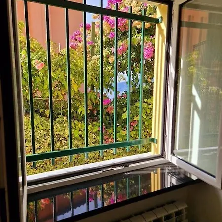 Lägenhet Giardino Panoramico Sul Mare, Un Angolo Di Liguria