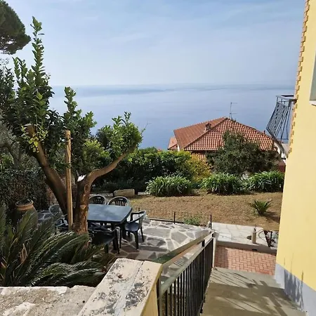 Lägenhet Giardino Panoramico Sul Mare, Un Angolo Di Liguria
