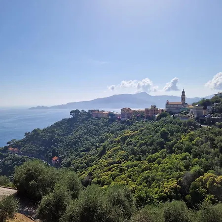 Giardino Panoramico Sul Mare, Un Angolo Di Liguria 키아바리